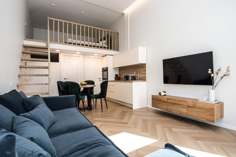 TV and multimedia, Living room, Dining area