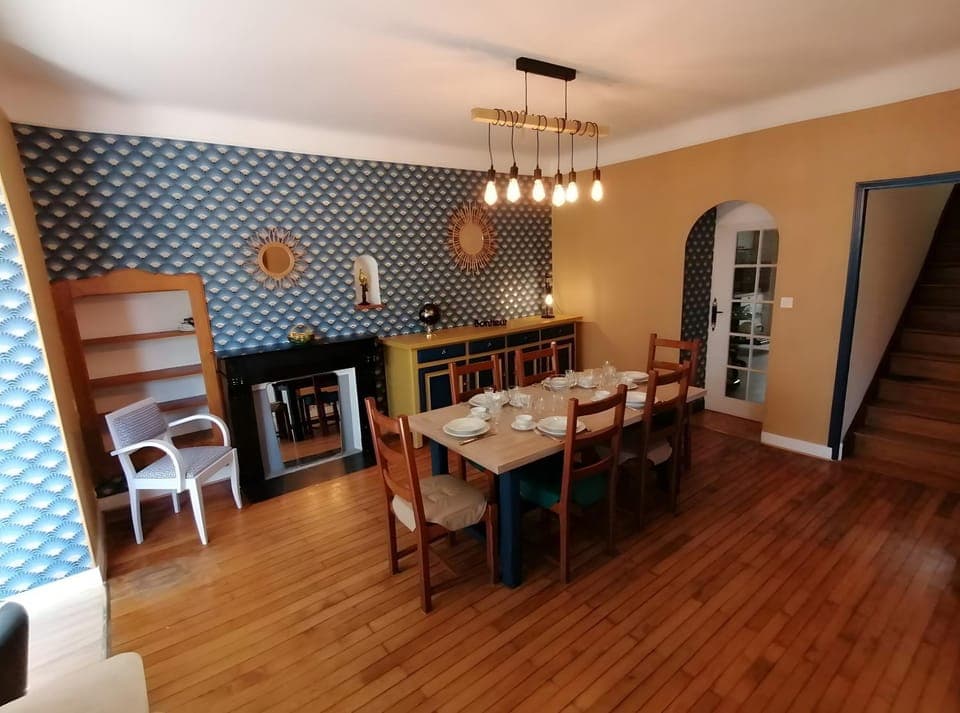 Property building, Living room