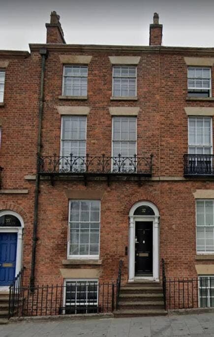 Property building, Facade/entrance