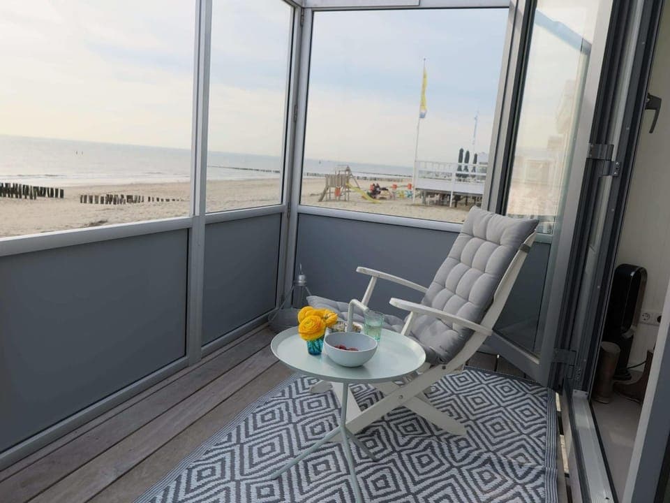 Property building, Balcony/Terrace