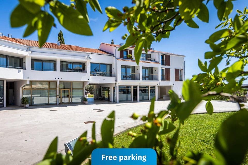 Property building, Location