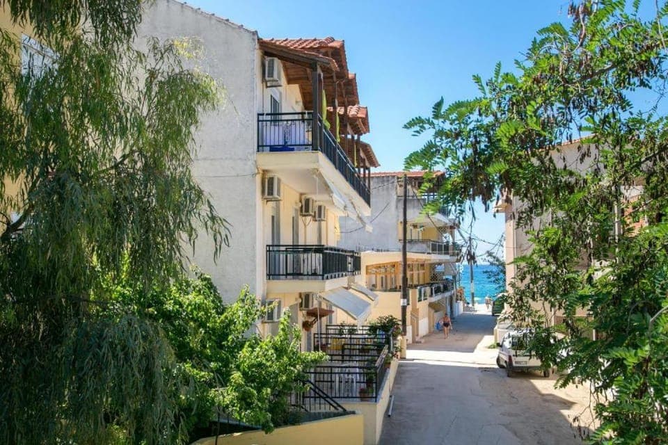 Property building, Patio, Neighbourhood