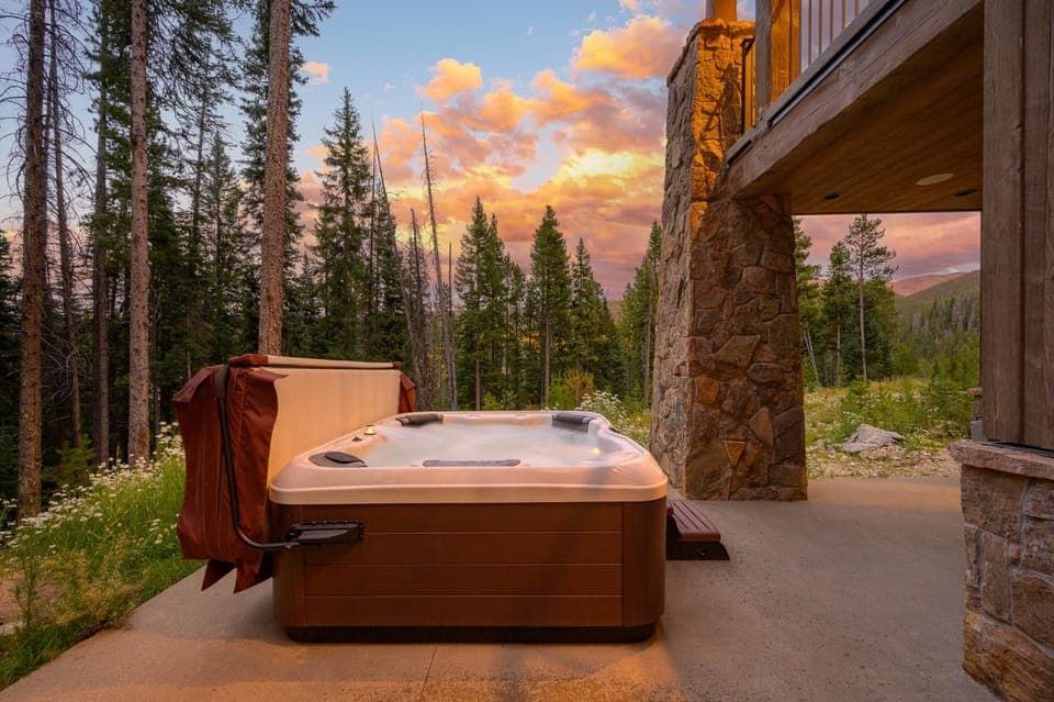 Hot Tub