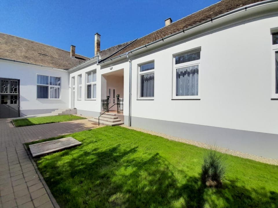 Property building, Inner courtyard view