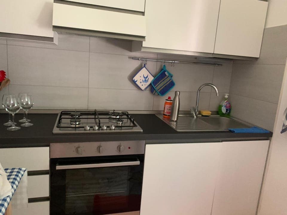 Kitchen or kitchenette, kitchen