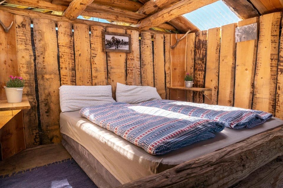 Bed, Photo of the whole room
