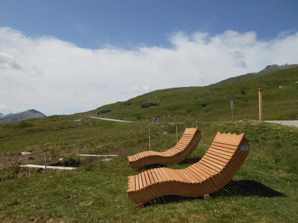 Natural landscape, Mountain view, sunbed