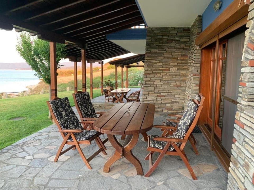 Day, Natural landscape, Garden, View (from property/room), Balcony/Terrace, Seating area, Dining area, Garden view