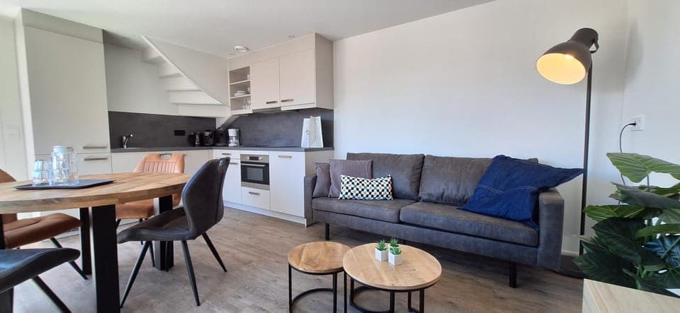 Seating area, Dining area, oven, stove, kitchen