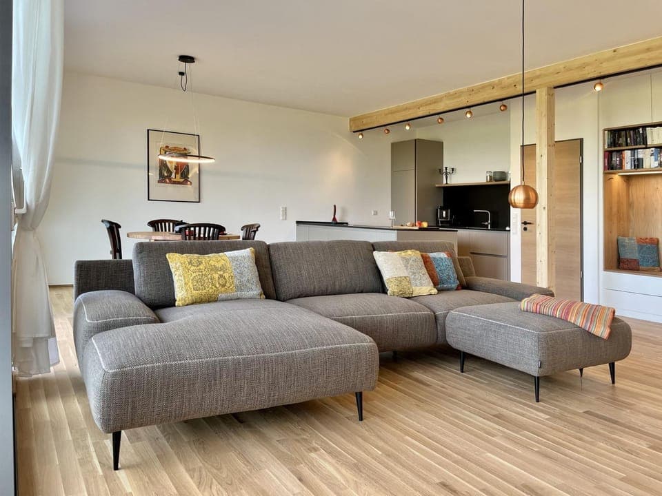 Living room, Seating area, kitchen