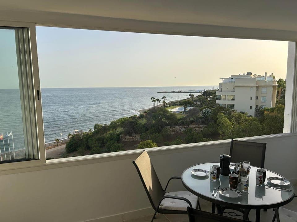 Day, Natural landscape, View (from property/room), Balcony/Terrace, Dining area, Sea view
