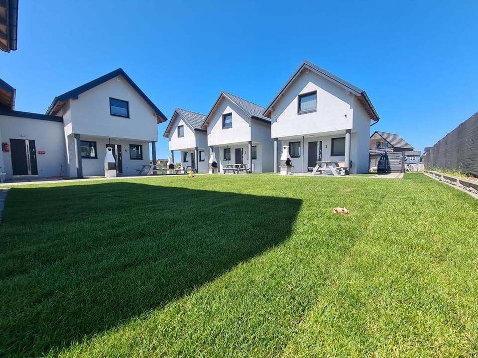 Property building, Garden