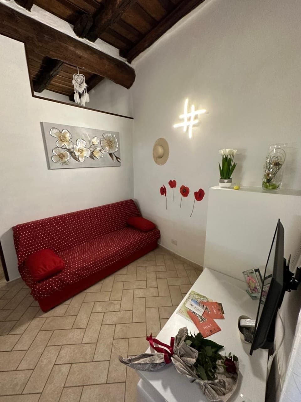 Communal lounge/ TV room