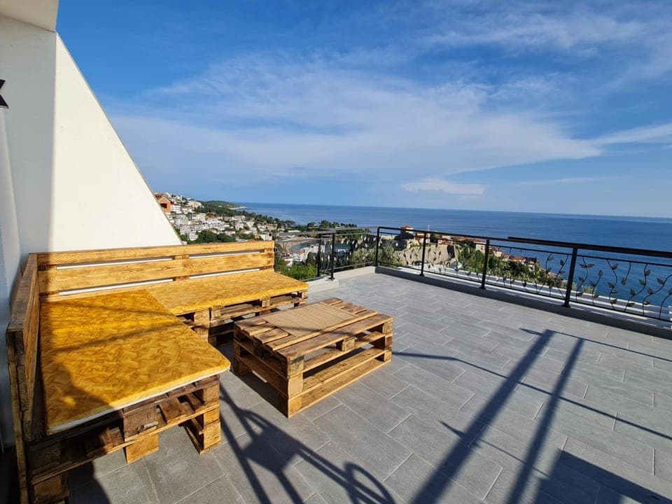 Patio, View (from property/room), Balcony/Terrace, Seating area, Sea view