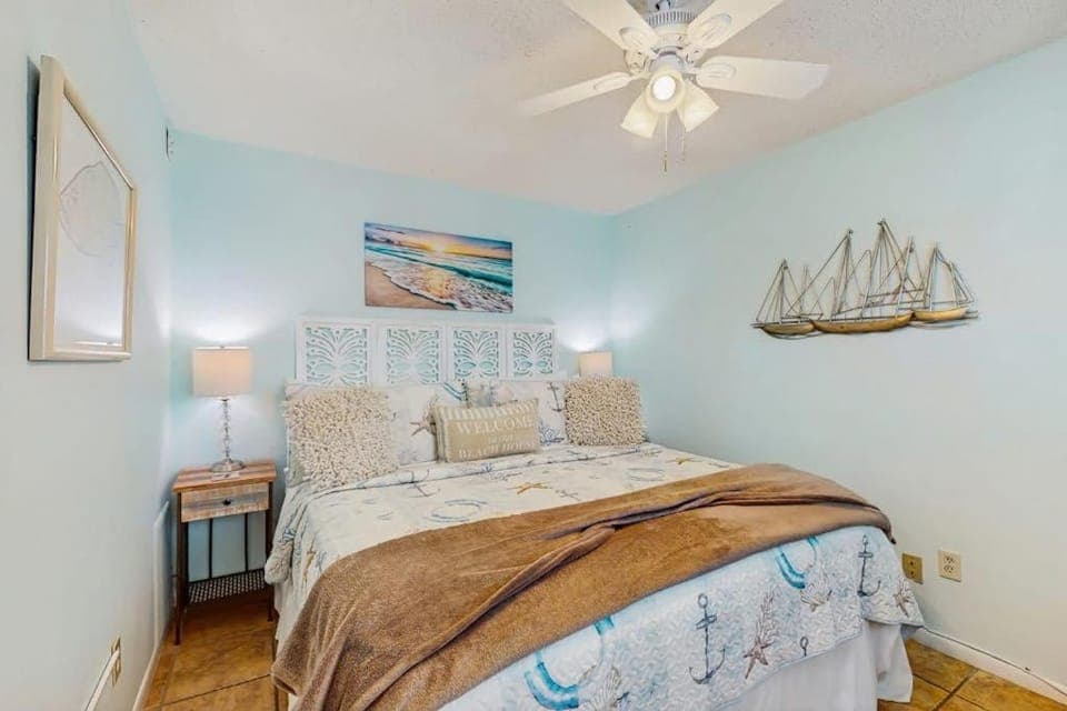 Chateau 8W House in Belleair Beach