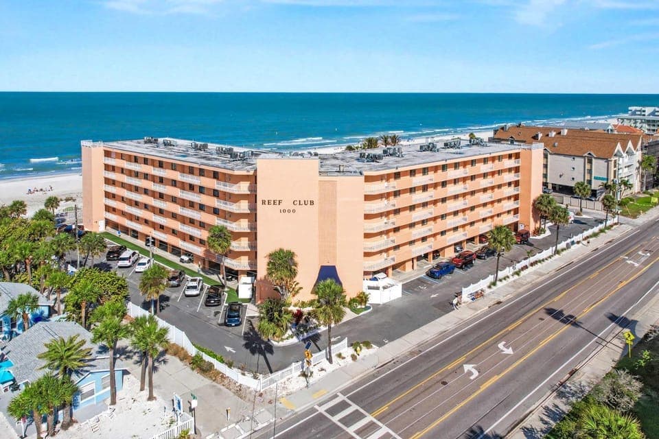 Reef Club 208 House in Indian Rocks Beach