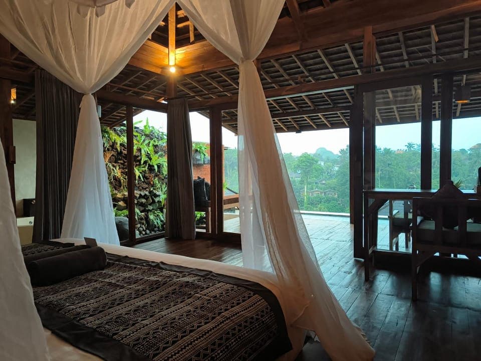 Property building, Bed, View (from property/room), Photo of the whole room, Bedroom