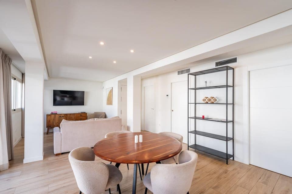 TV and multimedia, Living room, Dining area