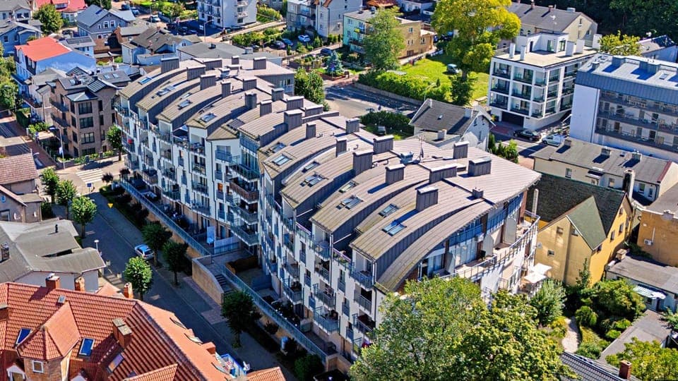 Property building, Day, Neighbourhood, Bird's eye view, Location