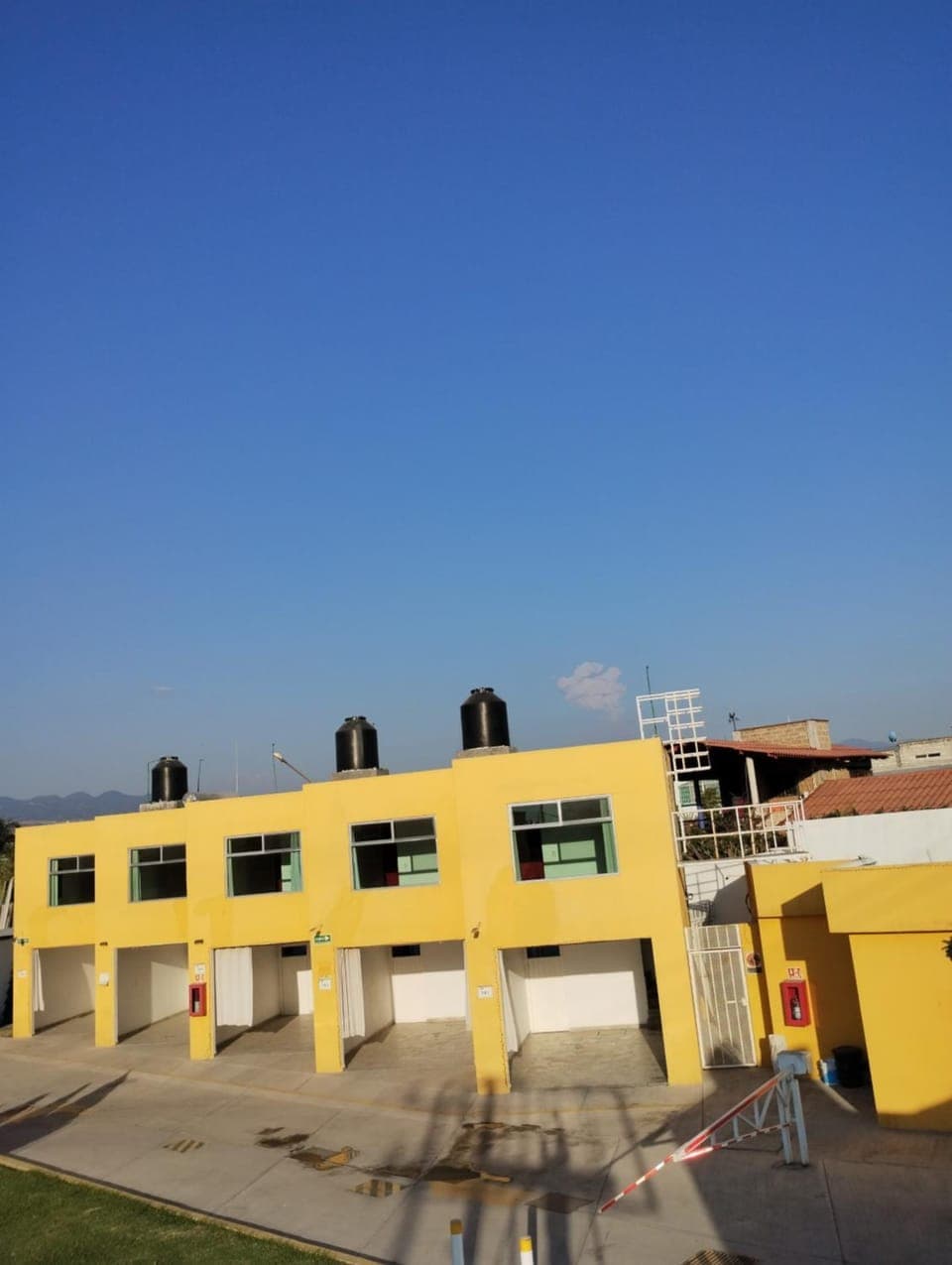 Property building, Day