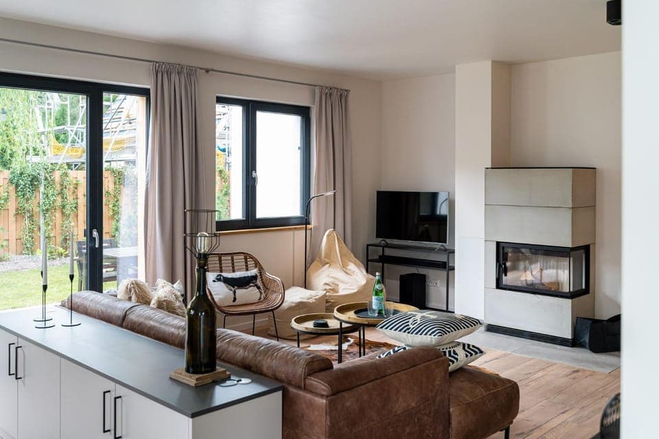 TV and multimedia, Living room