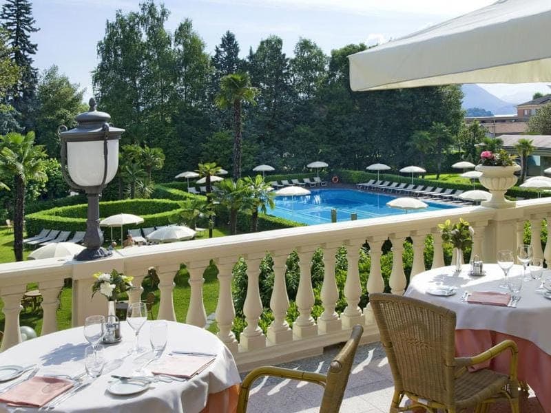 Restaurant/places to eat, Balcony/Terrace