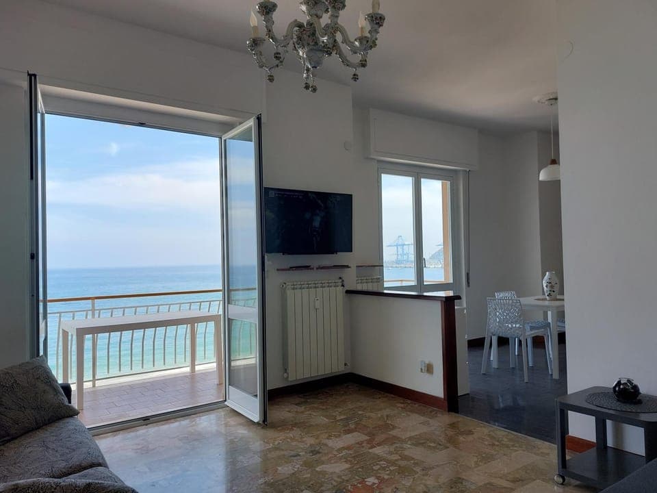 TV and multimedia, Balcony/Terrace, Seating area, Sea view