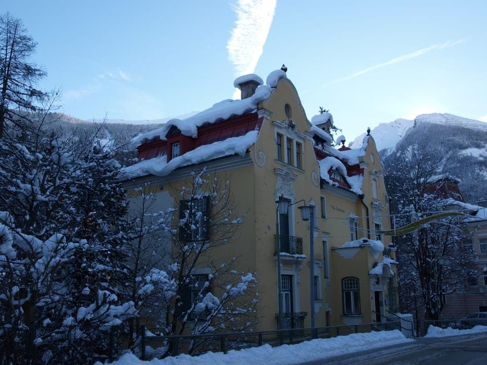 Property building, Winter