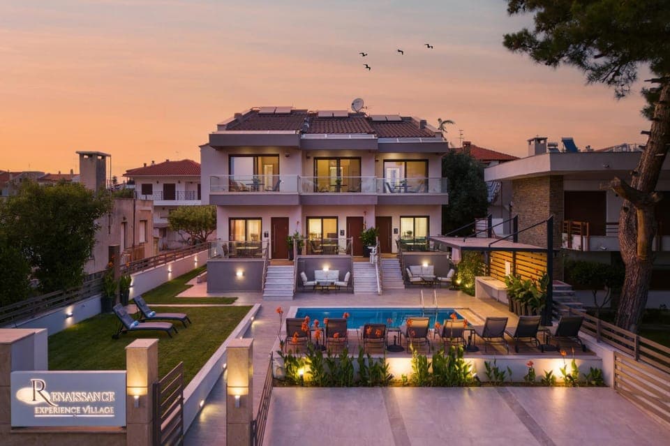 Property building, Swimming pool