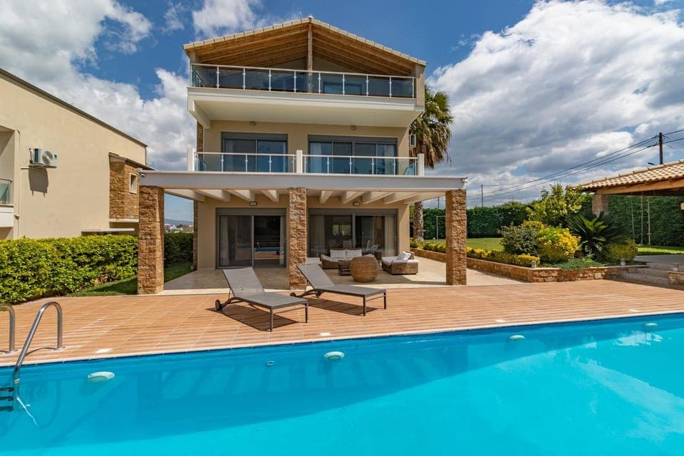 Property building, Patio, Day, Pool view, Swimming pool