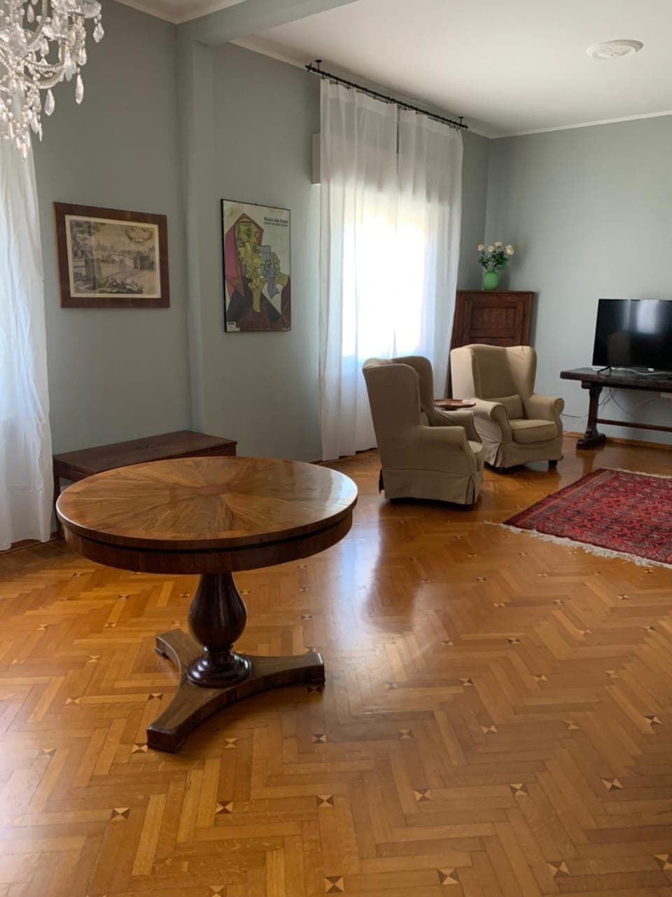 TV and multimedia, Living room, Seating area