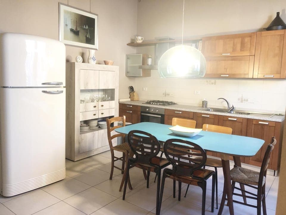 Kitchen or kitchenette, Dining area, stove, kitchen