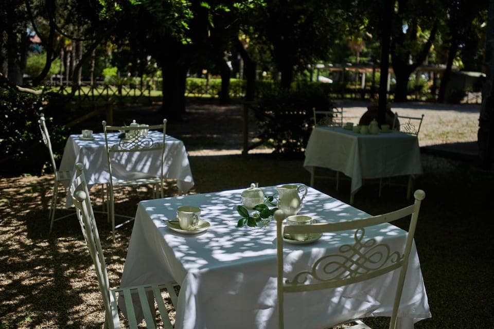 Restaurant/places to eat, Garden