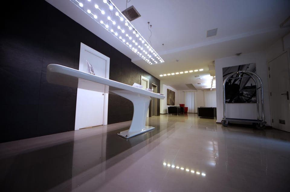 Lobby or reception, Decorative detail