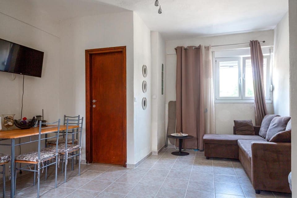 Living room, Decorative detail, Seating area, furniture