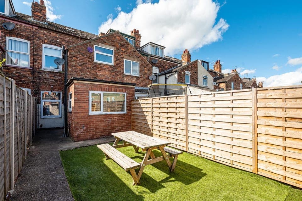 Property building, Garden