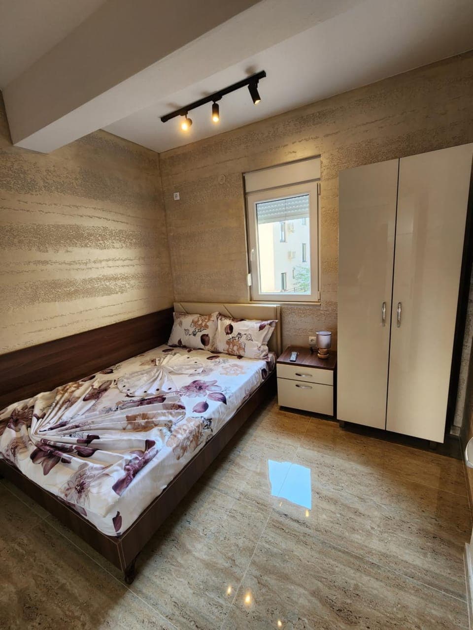 Bed, Photo of the whole room, Bedroom, wardrobe