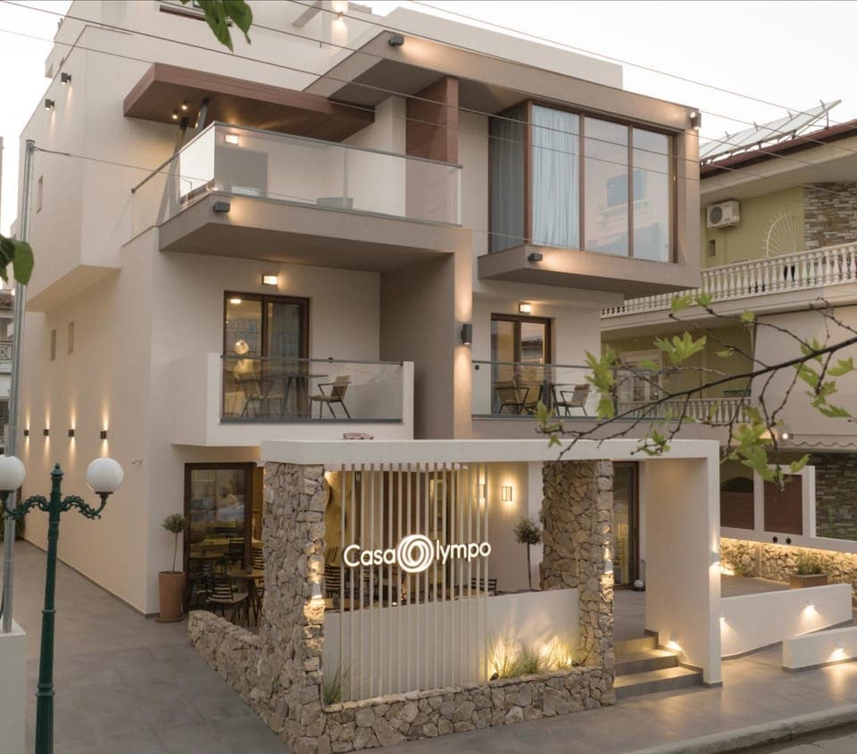 Property building, Facade/entrance, Property logo or sign