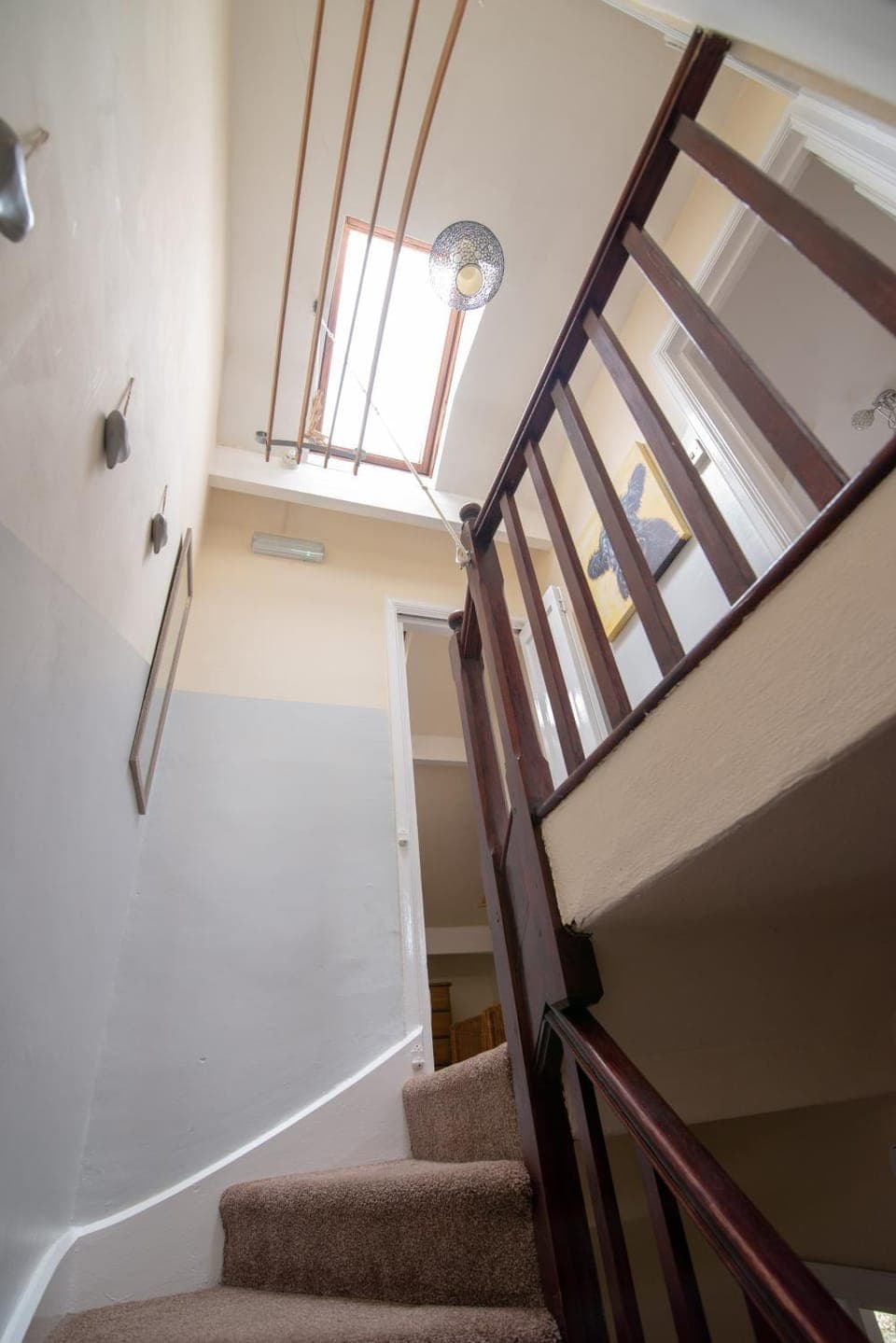 Decorative detail, Area and facilities