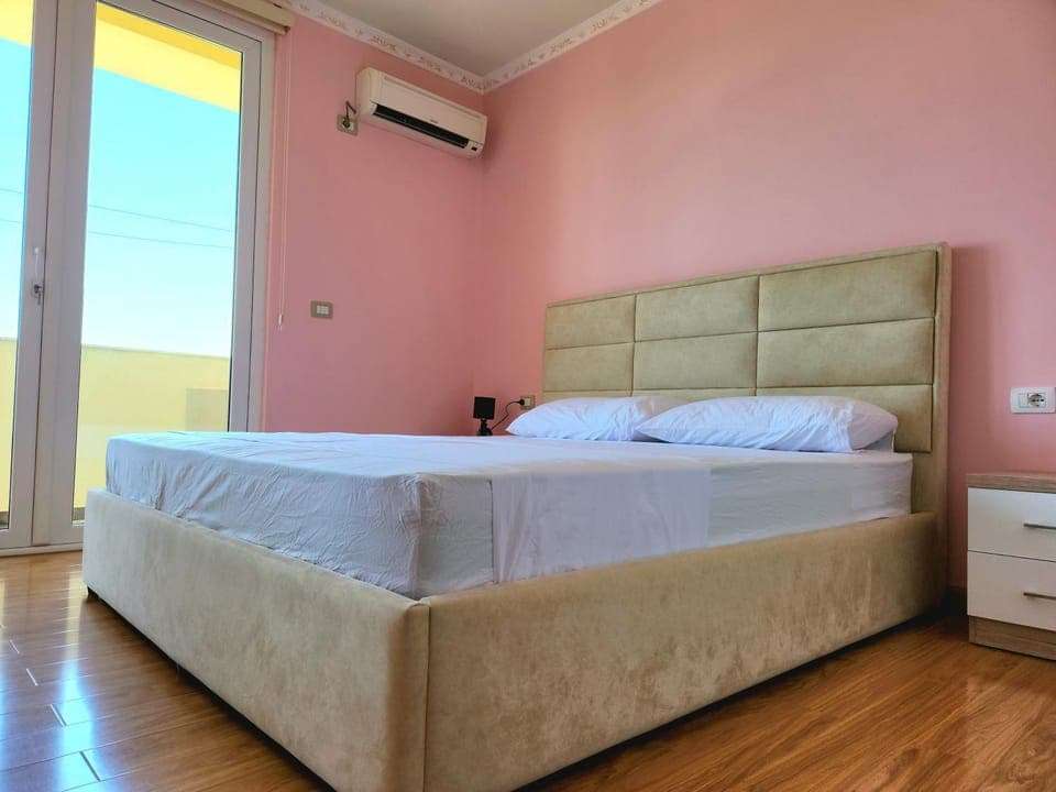 Bed, Balcony/Terrace, Bedroom, air conditioner