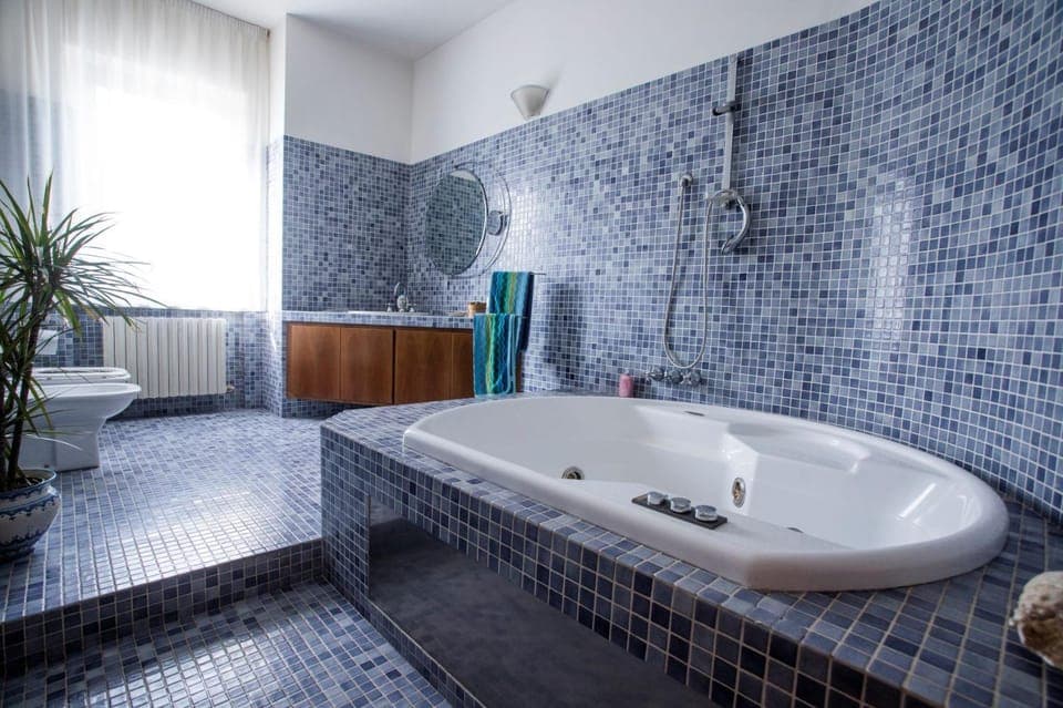 Hot Tub, Bathroom, Bath