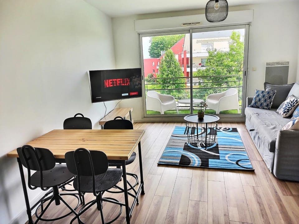 Patio, Living room, Dining area