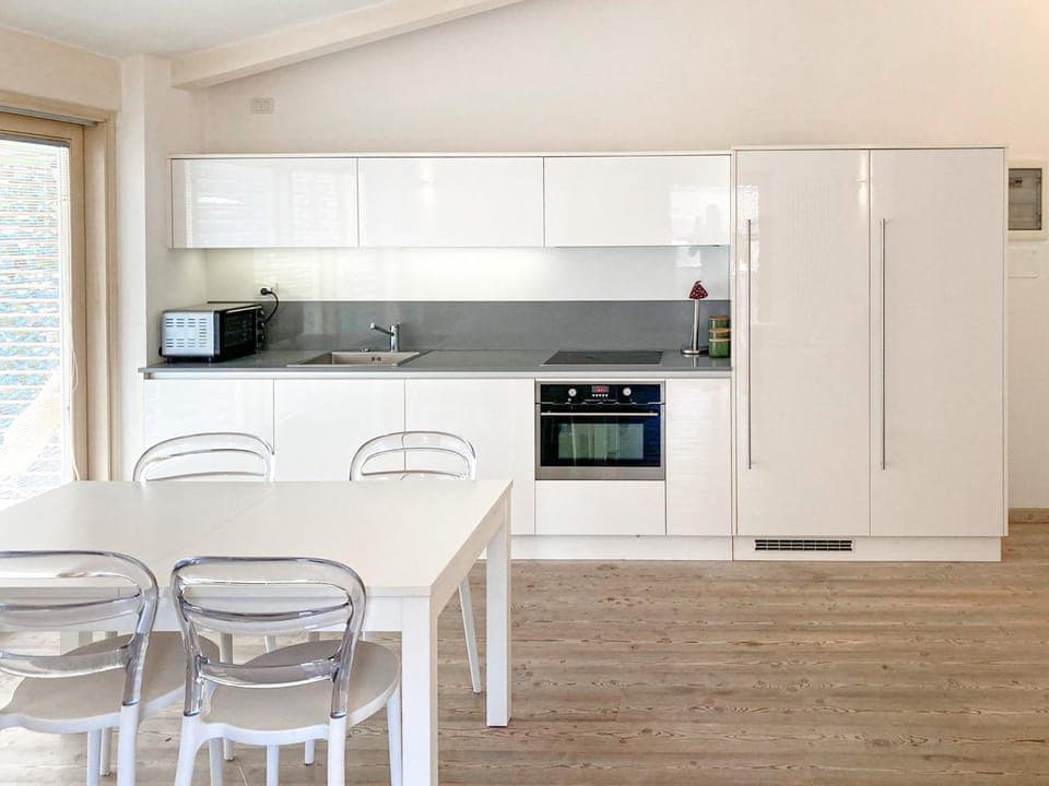 Kitchen or kitchenette, Living room, dishwasher, minibar, pet friendly, stove