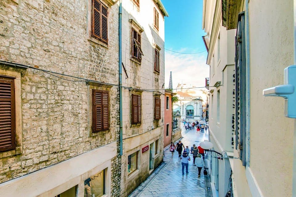 Street view, Street view