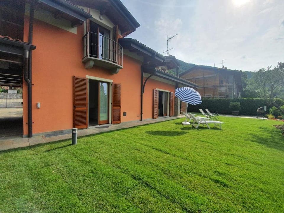 Patio, Garden, Garden view