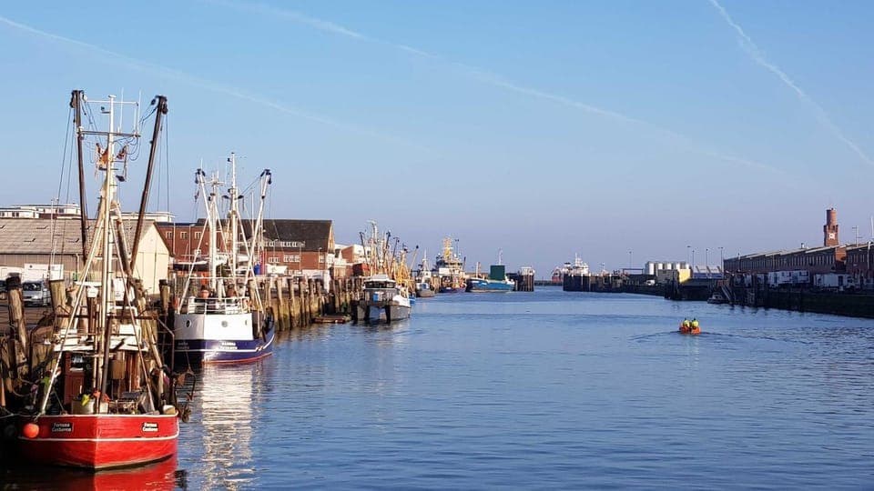 Nearby landmark, Natural landscape