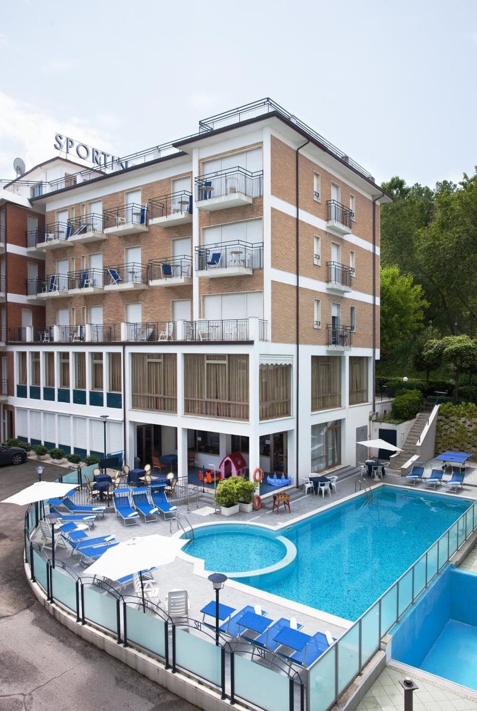 Facade/entrance, Pool view, Swimming pool, Swimming pool