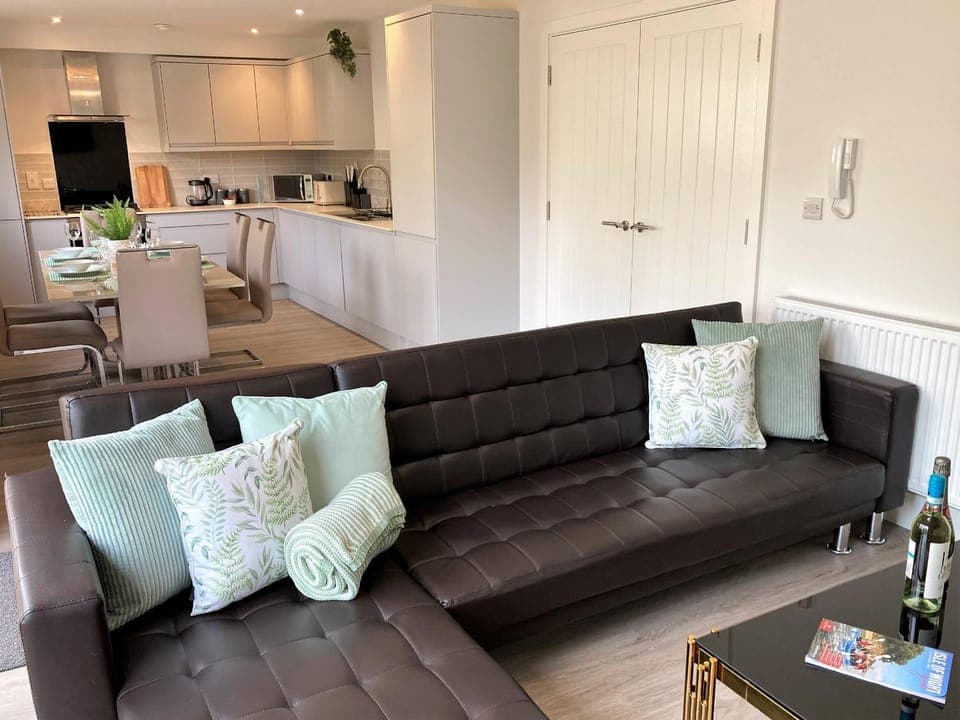 Communal lounge/ TV room, Living room