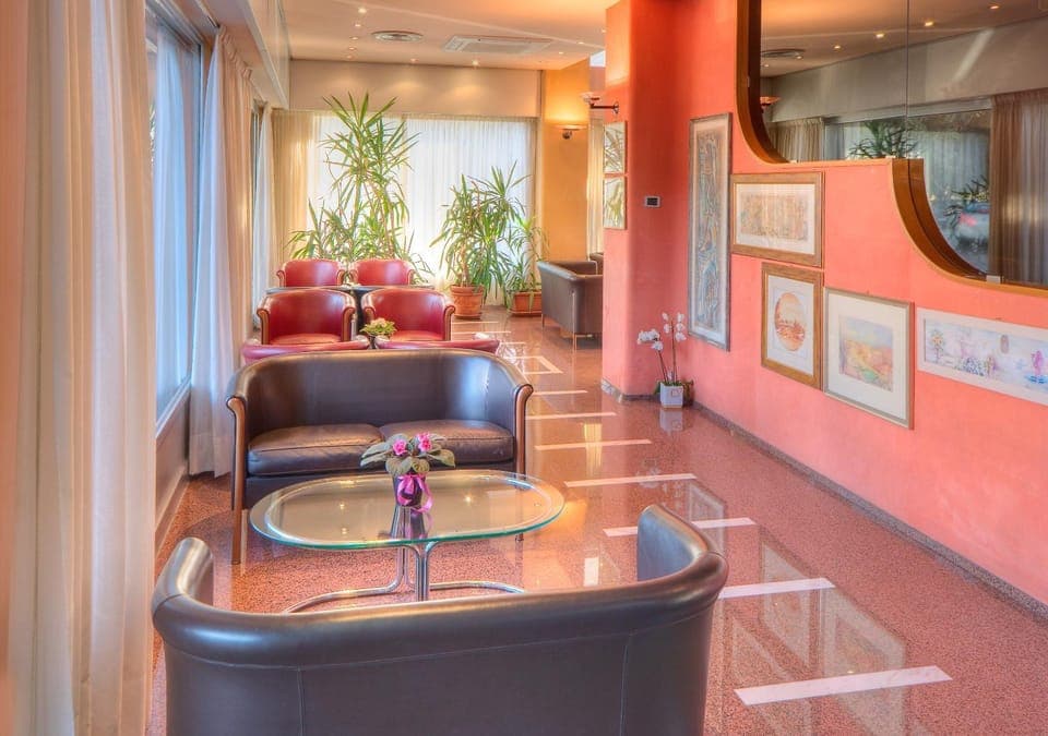 Lobby or reception, Business facilities, Decorative detail