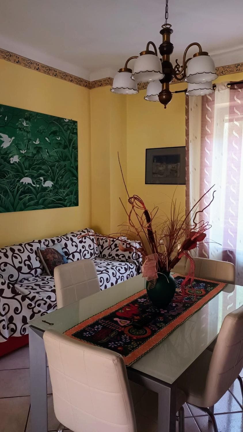 TV and multimedia, Living room, Dining area